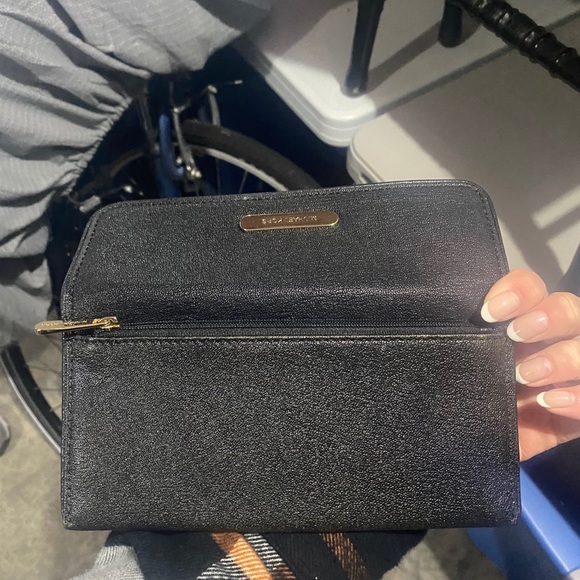 Michael Kors Black Saffiano Leather Wallet - Picture 3 of 4